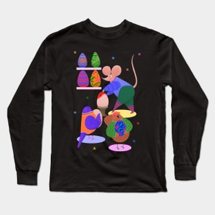 Cute mouse decorating easter eggs for cute birds, version 2 Long Sleeve T-Shirt